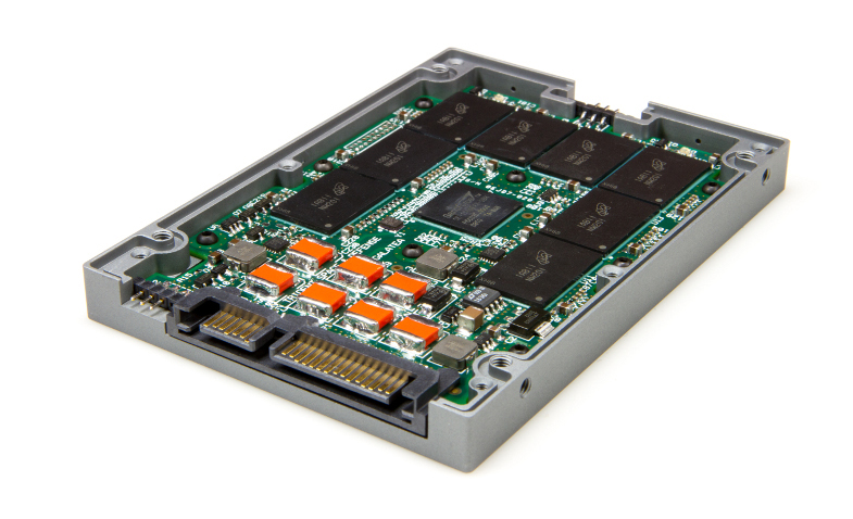 703523-001 HP 200GB SLC SAS 6Gbps 3.5-inch Internal Solid State Drive (SSD)